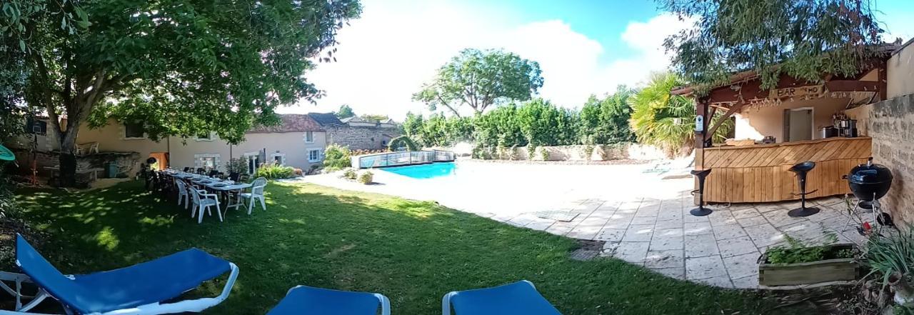 Les Dodos De Rose Bed and Breakfast Doué-la-Fontaine Εξωτερικό φωτογραφία
